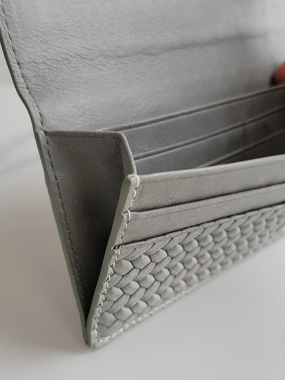 Roots Braided Leather Long Wallet - Gray - Picture 9 of 14